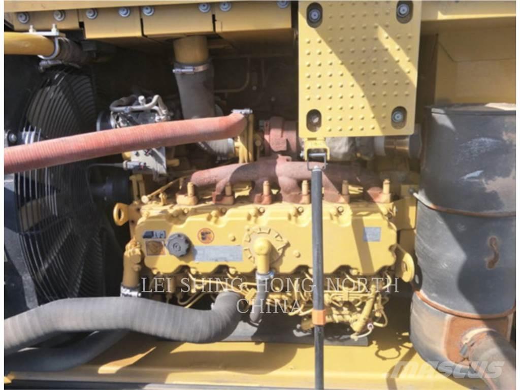 CAT 326D2L 大型油圧ショベル12t以上（パワーショベル・ユンボ）