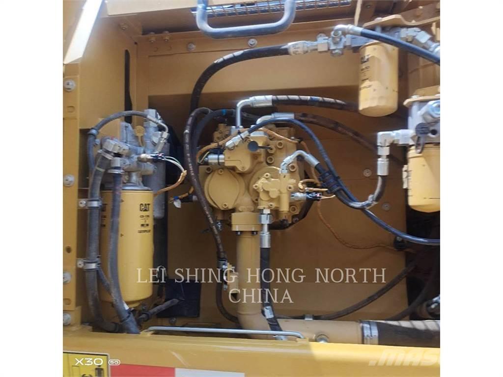 CAT 326D2L 大型油圧ショベル12t以上（パワーショベル・ユンボ）