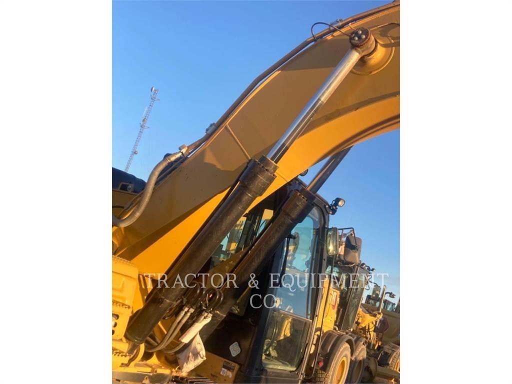 CAT 326F L 大型油圧ショベル12t以上（パワーショベル・ユンボ）