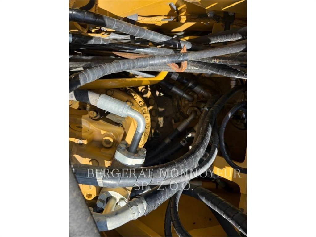 CAT 326FL 大型油圧ショベル12t以上（パワーショベル・ユンボ）