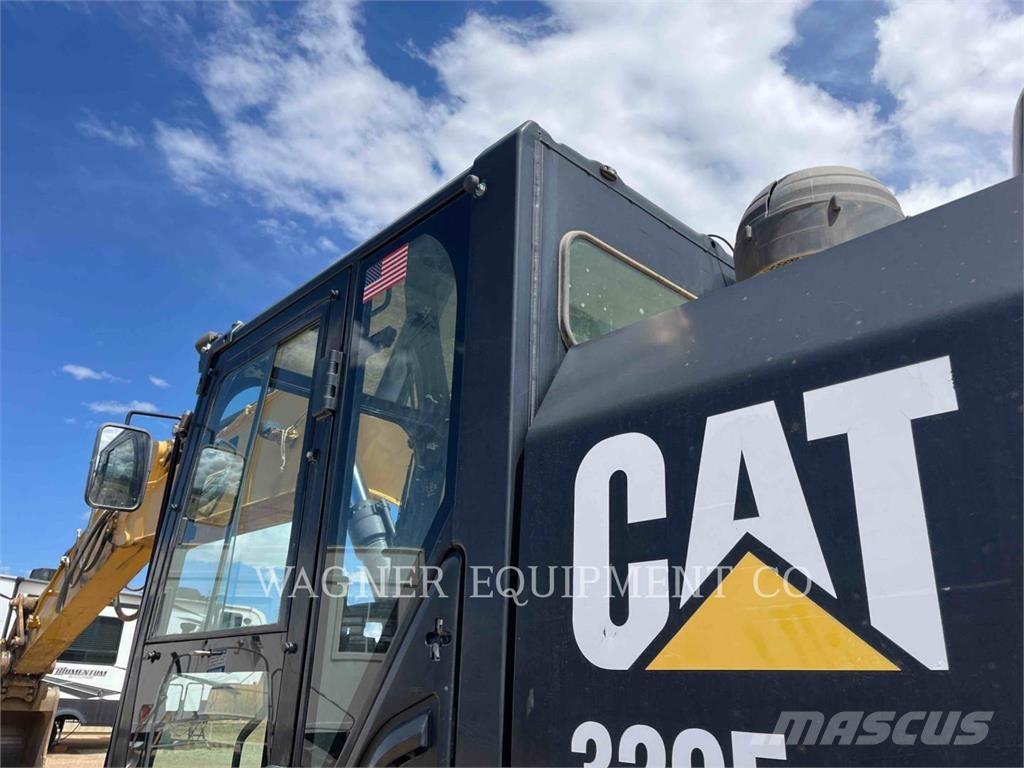 CAT 329EL TC 大型油圧ショベル12t以上（パワーショベル・ユンボ）
