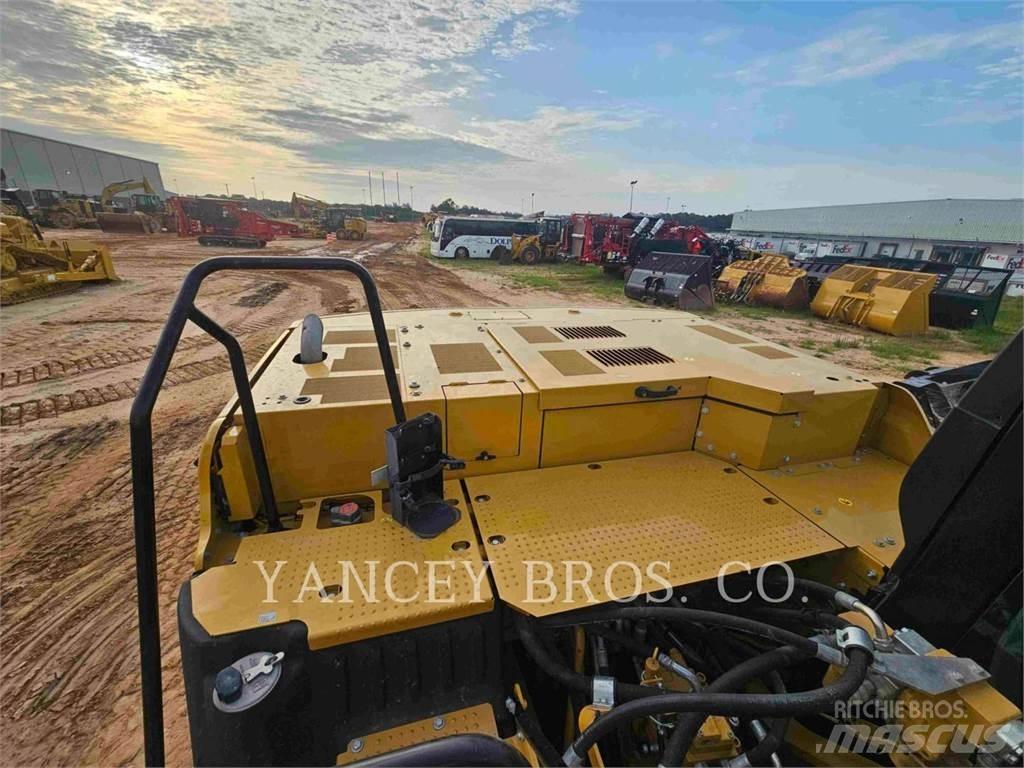 CAT 330 大型油圧ショベル12t以上（パワーショベル・ユンボ）