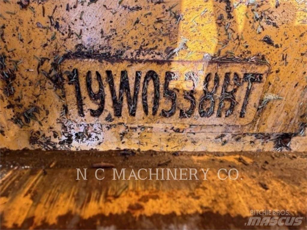 CAT 330 大型油圧ショベル12t以上（パワーショベル・ユンボ）