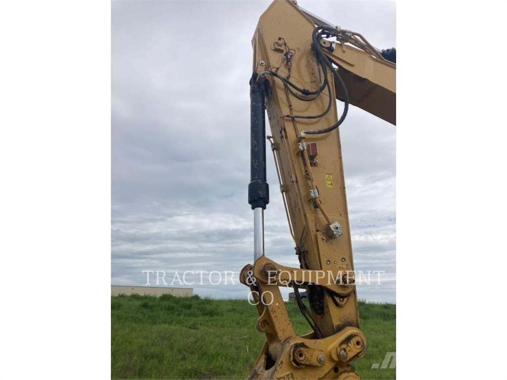 CAT 330 大型油圧ショベル12t以上（パワーショベル・ユンボ）