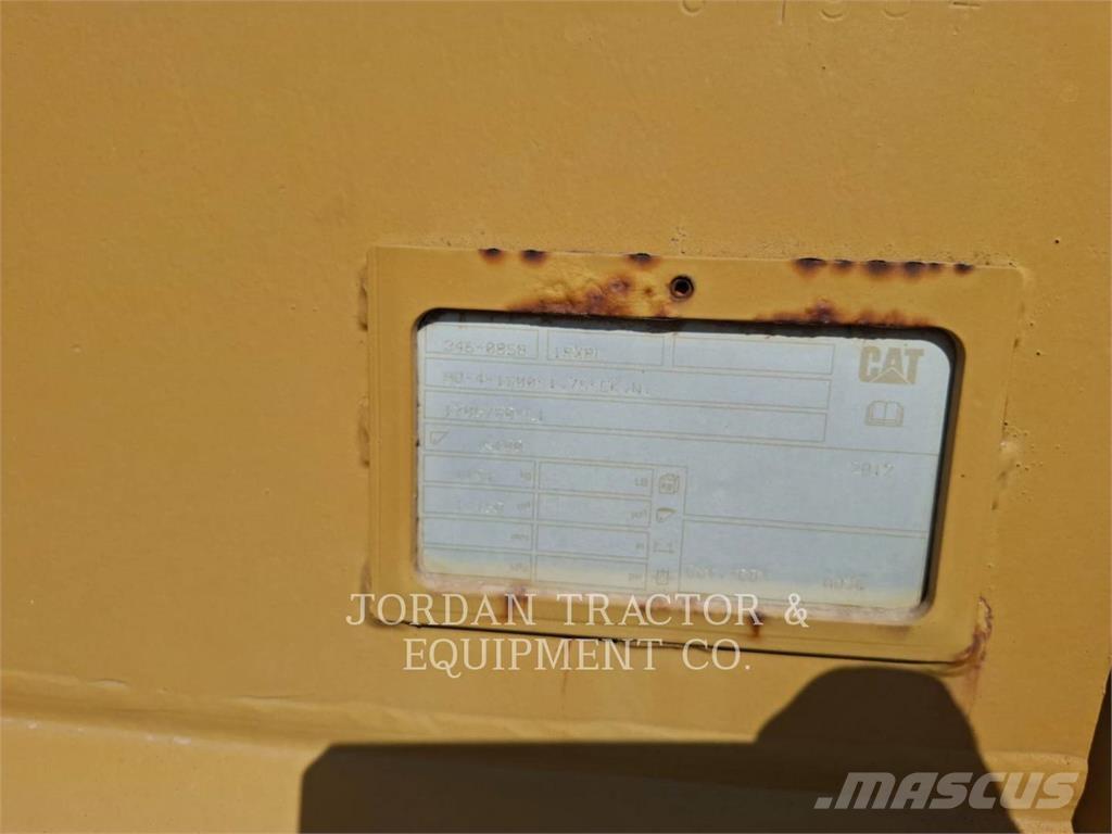 CAT 330D2 バケット