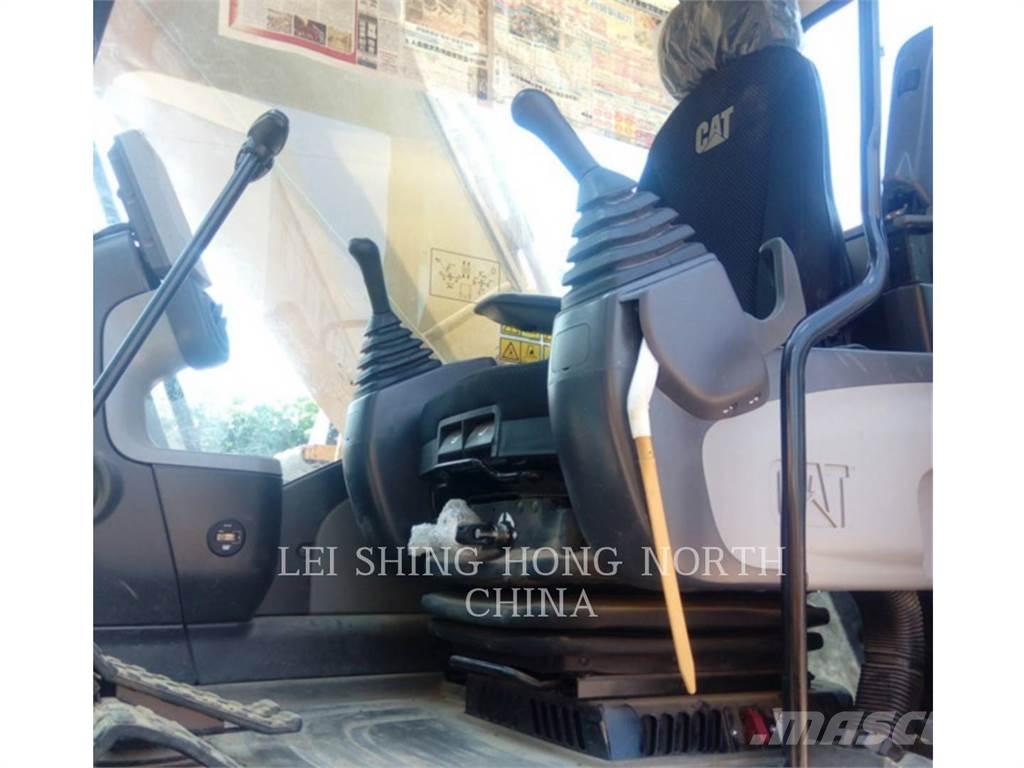 CAT 330D2L 大型油圧ショベル12t以上（パワーショベル・ユンボ）