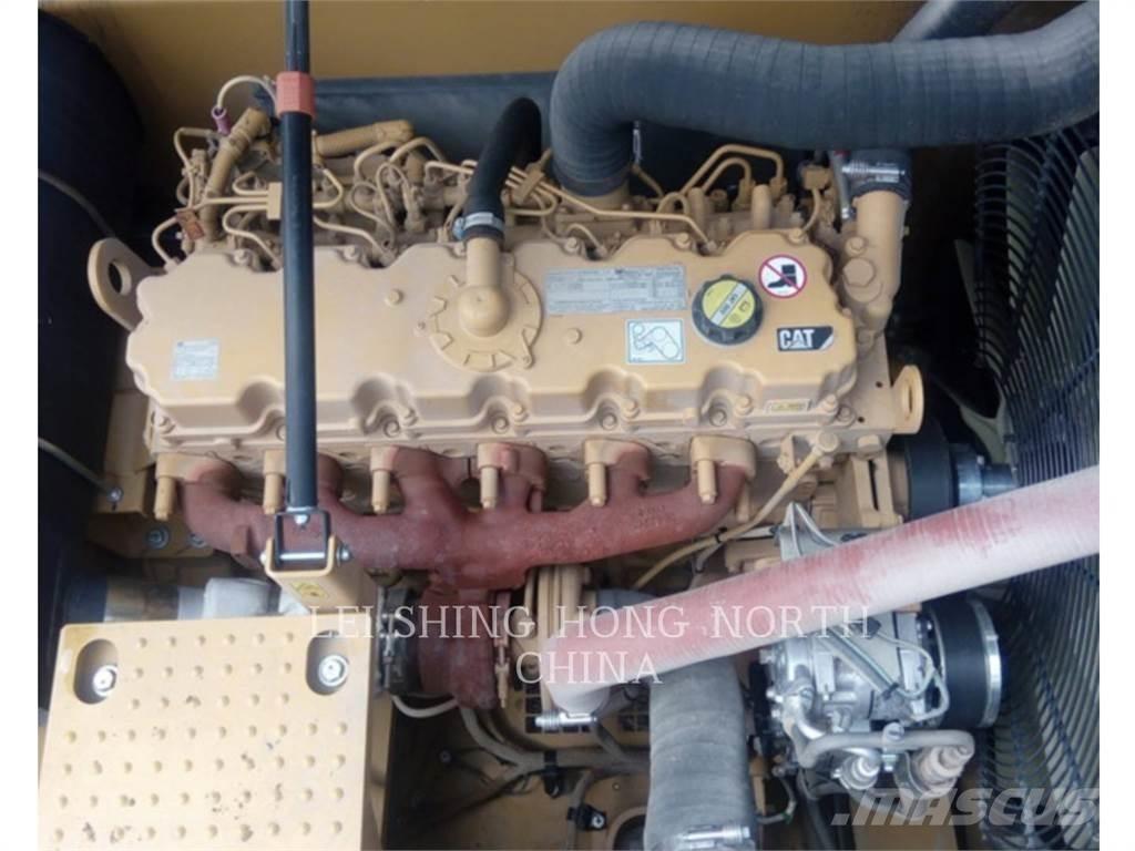 CAT 330D2L 大型油圧ショベル12t以上（パワーショベル・ユンボ）