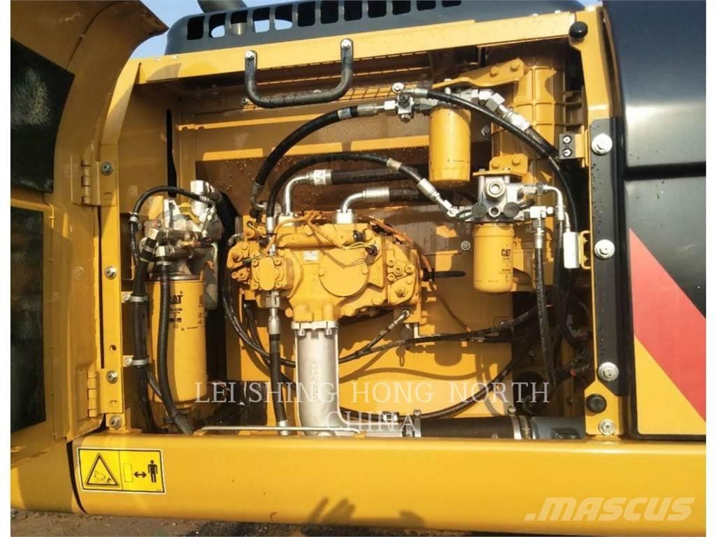 CAT 330D2L 大型油圧ショベル12t以上（パワーショベル・ユンボ）