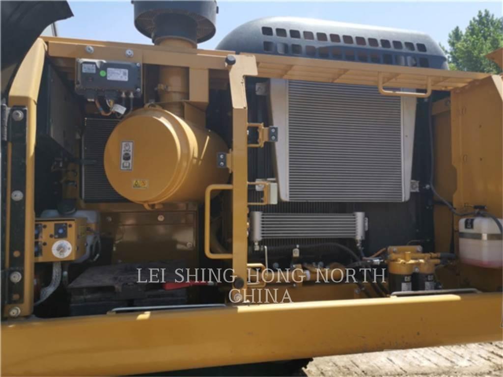 CAT 330D2L 大型油圧ショベル12t以上（パワーショベル・ユンボ）