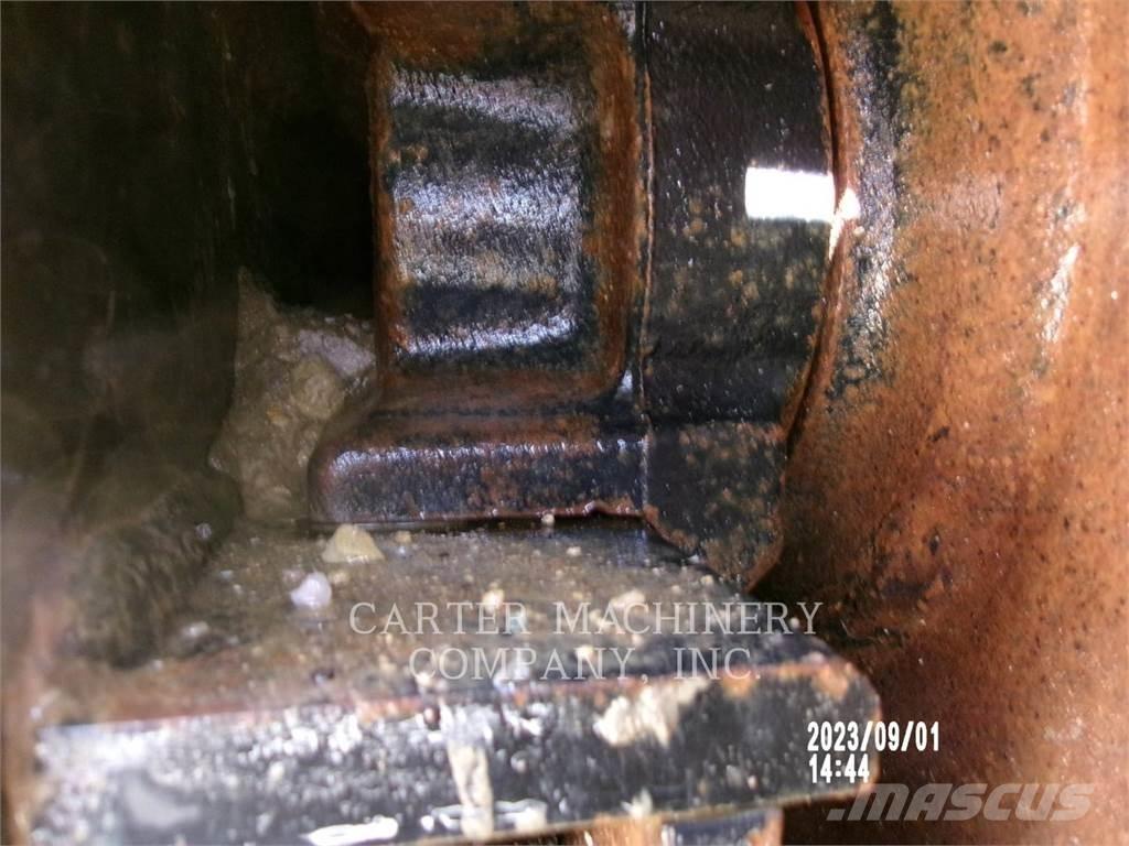 CAT 330FL 大型油圧ショベル12t以上（パワーショベル・ユンボ）