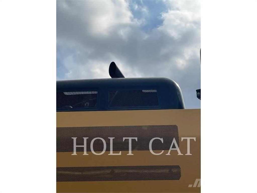 CAT 330FL TC 大型油圧ショベル12t以上（パワーショベル・ユンボ）
