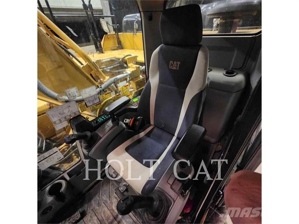 CAT 330FL TC 大型油圧ショベル12t以上（パワーショベル・ユンボ）