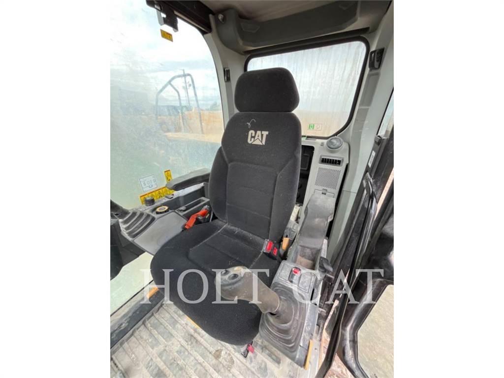 CAT 330GC 大型油圧ショベル12t以上（パワーショベル・ユンボ）