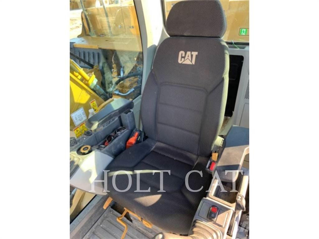CAT 330GC 大型油圧ショベル12t以上（パワーショベル・ユンボ）