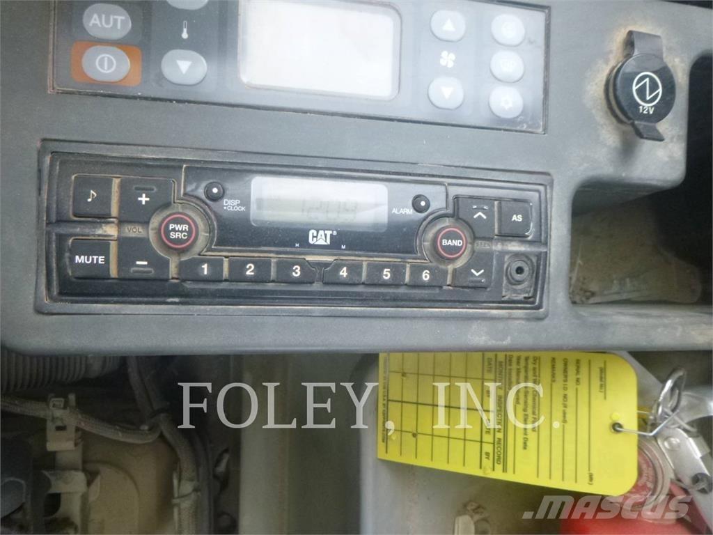 CAT 335FLCR 大型油圧ショベル12t以上（パワーショベル・ユンボ）