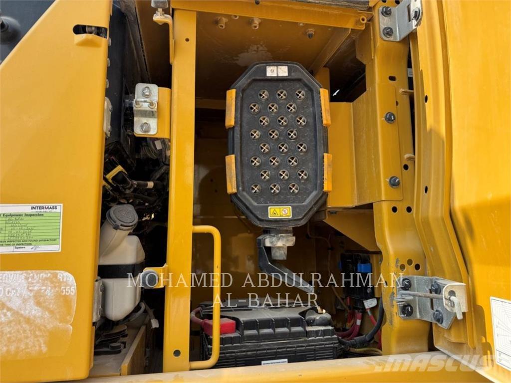 CAT 336-07GC 大型油圧ショベル12t以上（パワーショベル・ユンボ）