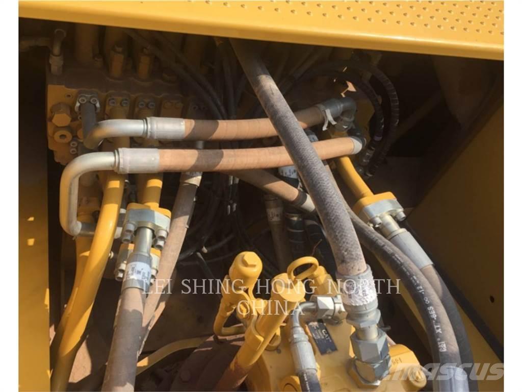 CAT 336D2 大型油圧ショベル12t以上（パワーショベル・ユンボ）