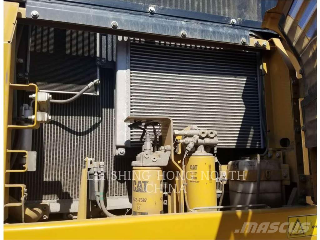 CAT 336D2 大型油圧ショベル12t以上（パワーショベル・ユンボ）