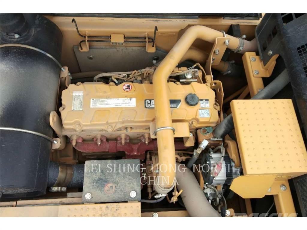 CAT 336D2 大型油圧ショベル12t以上（パワーショベル・ユンボ）