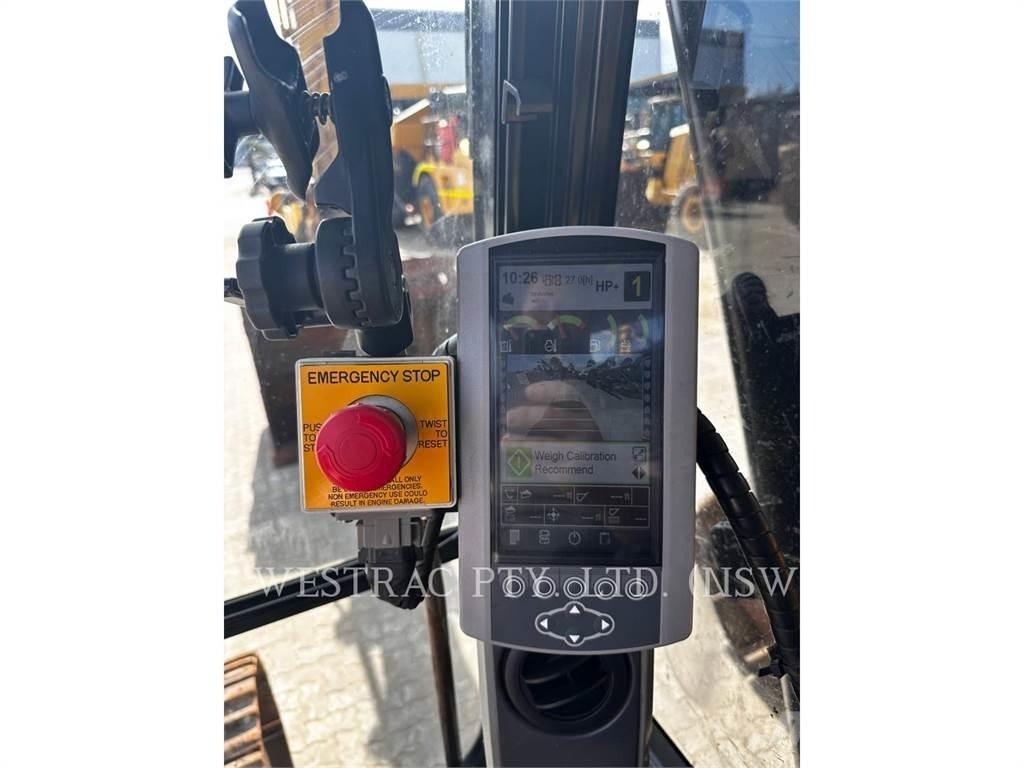 CAT 336FL XE 大型油圧ショベル12t以上（パワーショベル・ユンボ）