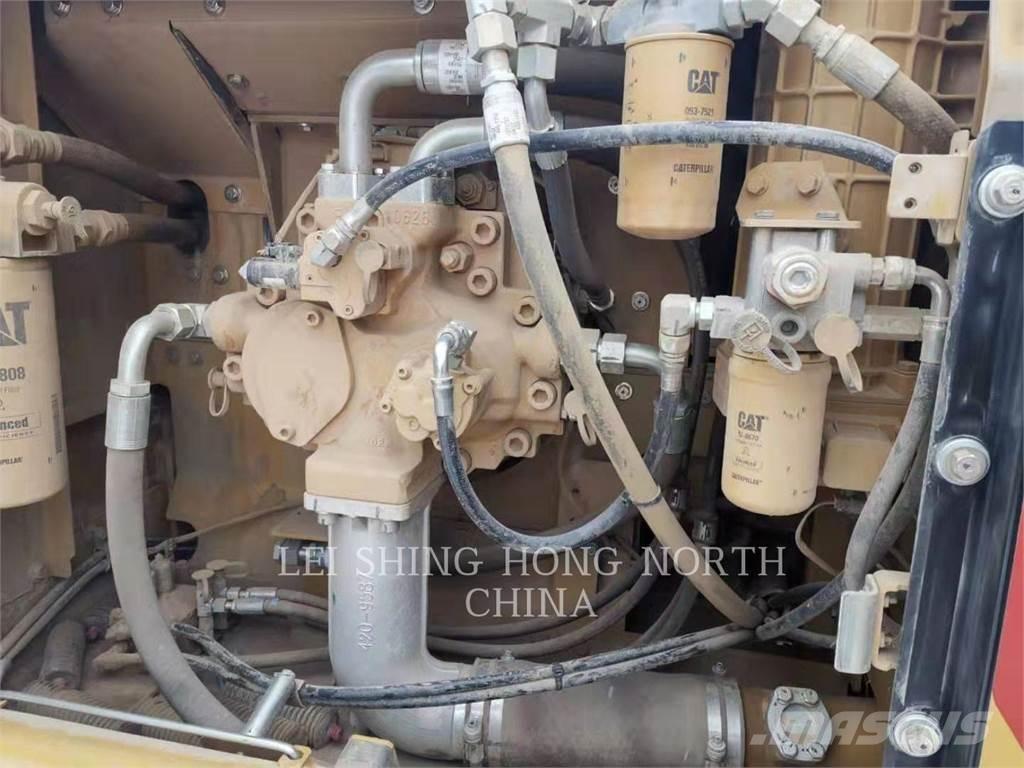 CAT 340D2L 大型油圧ショベル12t以上（パワーショベル・ユンボ）