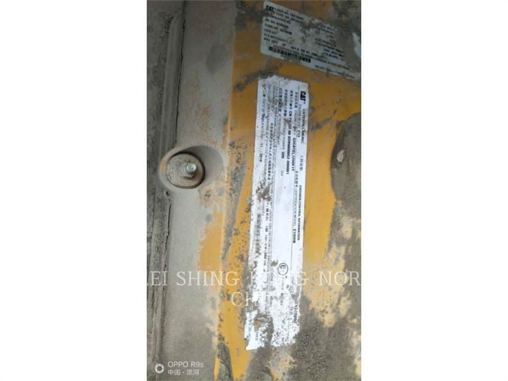 CAT 349D2 大型油圧ショベル12t以上（パワーショベル・ユンボ）