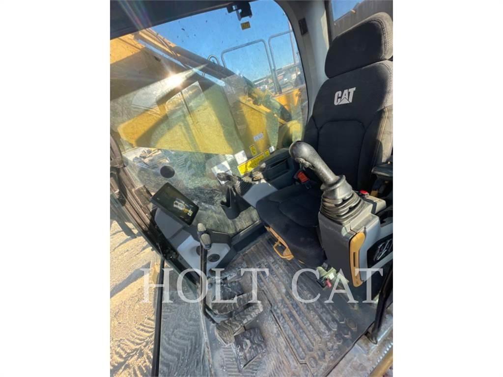CAT 352 11 大型油圧ショベル12t以上（パワーショベル・ユンボ）