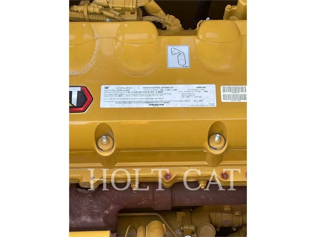 CAT 352 11 大型油圧ショベル12t以上（パワーショベル・ユンボ）