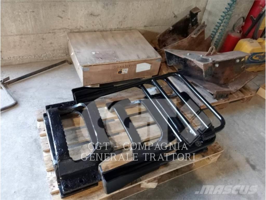 CAT 352F 大型油圧ショベル12t以上（パワーショベル・ユンボ）