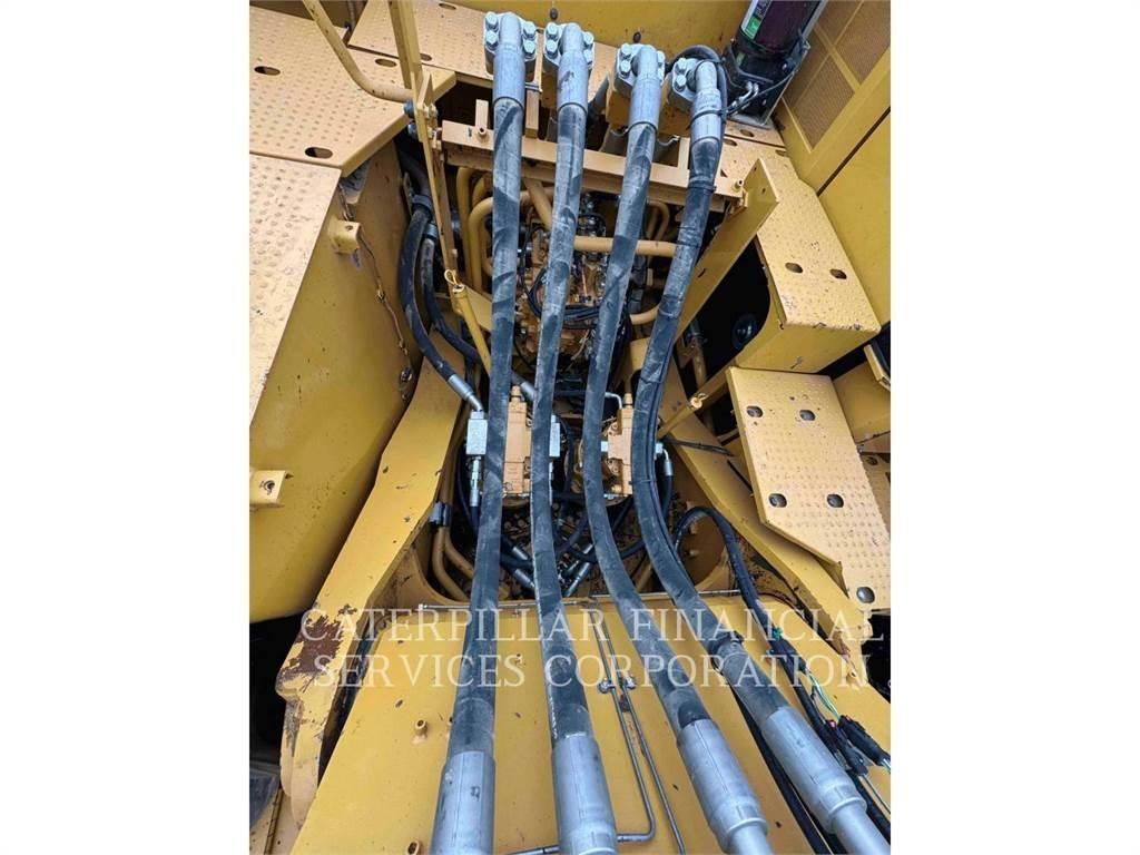 CAT 374-07 大型油圧ショベル12t以上（パワーショベル・ユンボ）