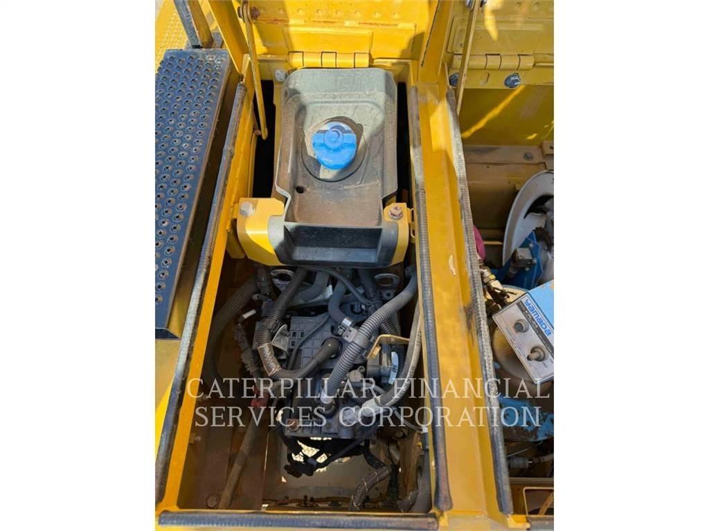 CAT 390FL 大型油圧ショベル12t以上（パワーショベル・ユンボ）