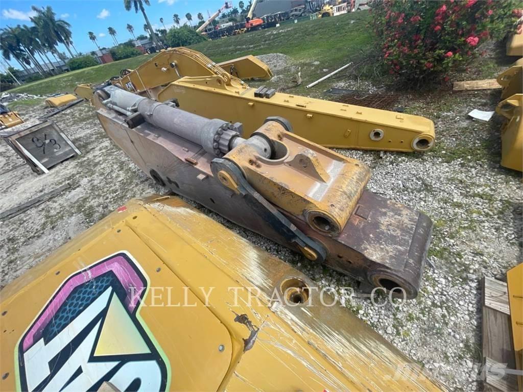 CAT 390FL 大型油圧ショベル12t以上（パワーショベル・ユンボ）