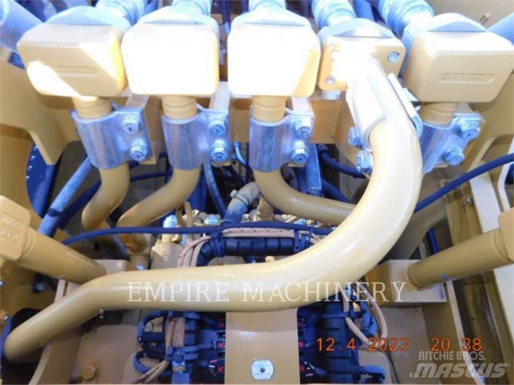 CAT 390FL GP P 大型油圧ショベル12t以上（パワーショベル・ユンボ）