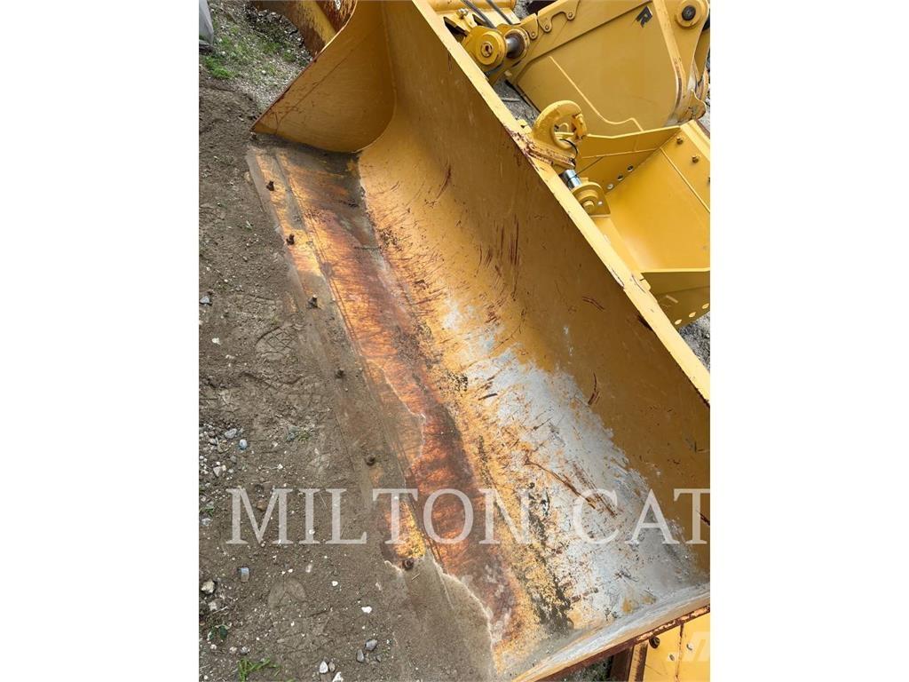 CAT 415F バケット