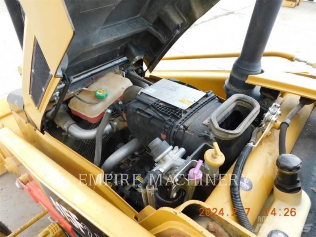 CAT 415F2 IL ホイールローダー・タイヤショベル