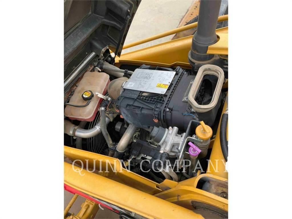 CAT 415F2 IL バックホーローダー