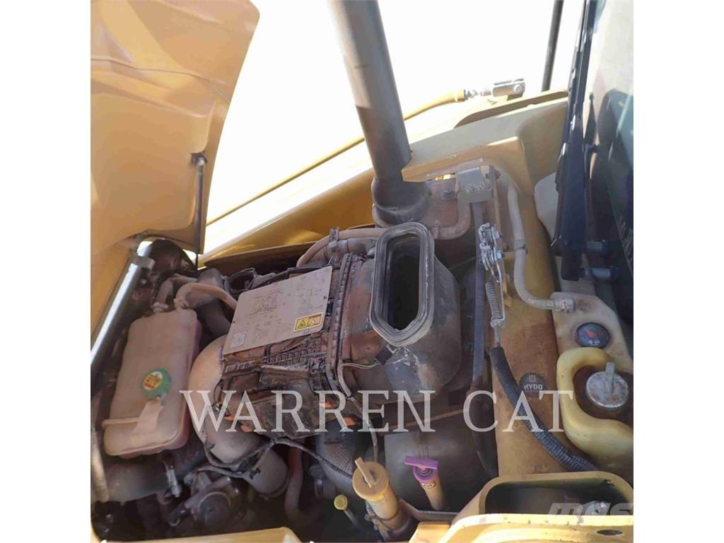 CAT 420 AE4 バックホーローダー