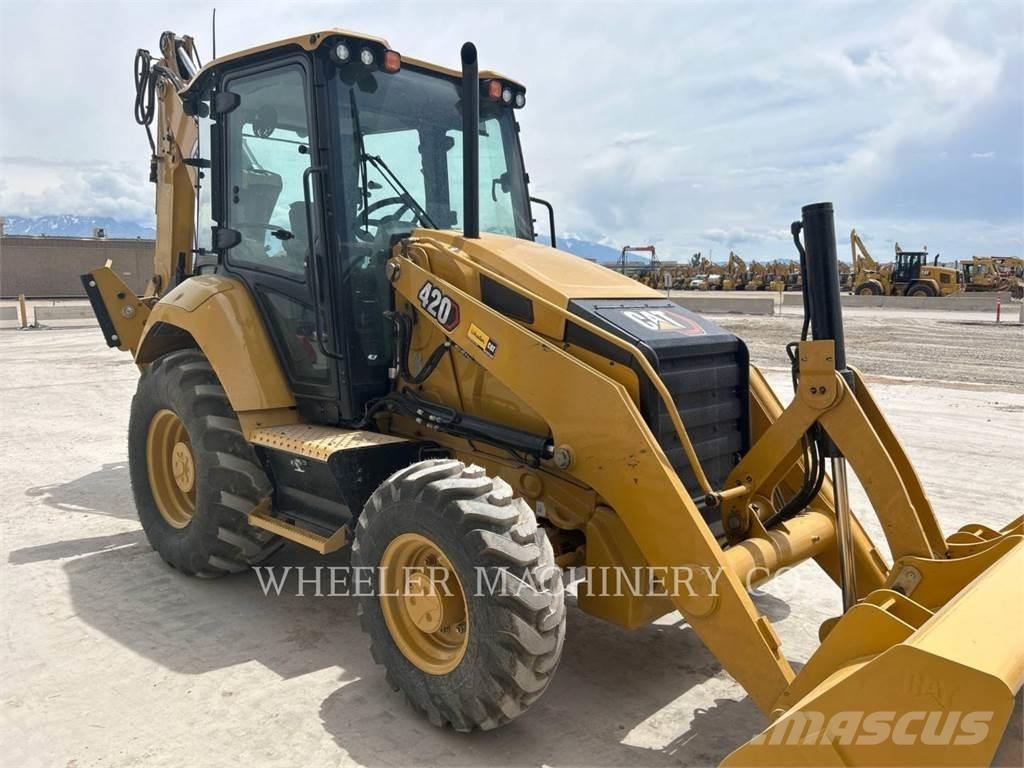 CAT 420 CF バックホーローダー