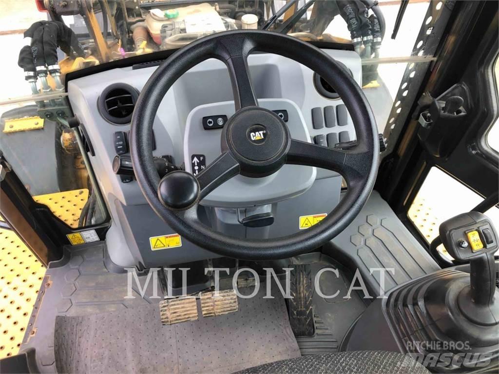 CAT 420F 2 IT バックホーローダー