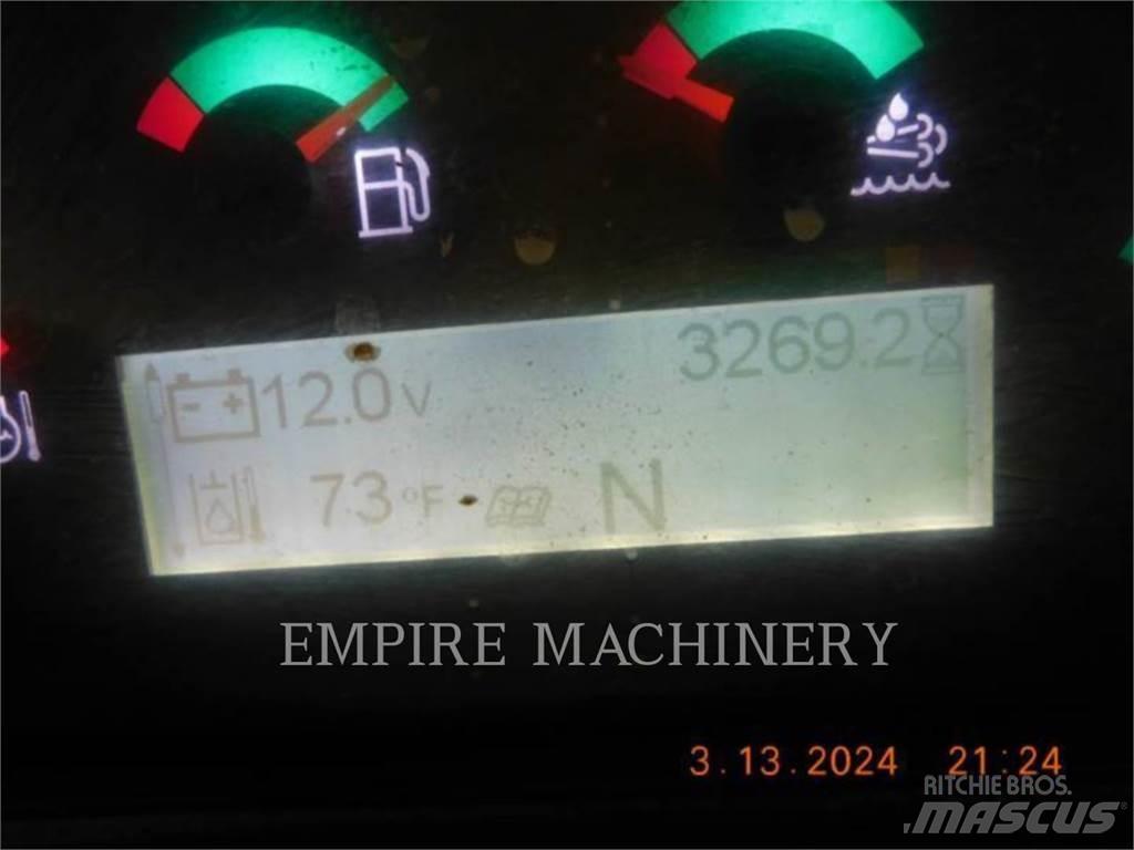 CAT 420F2 4EO バックホーローダー