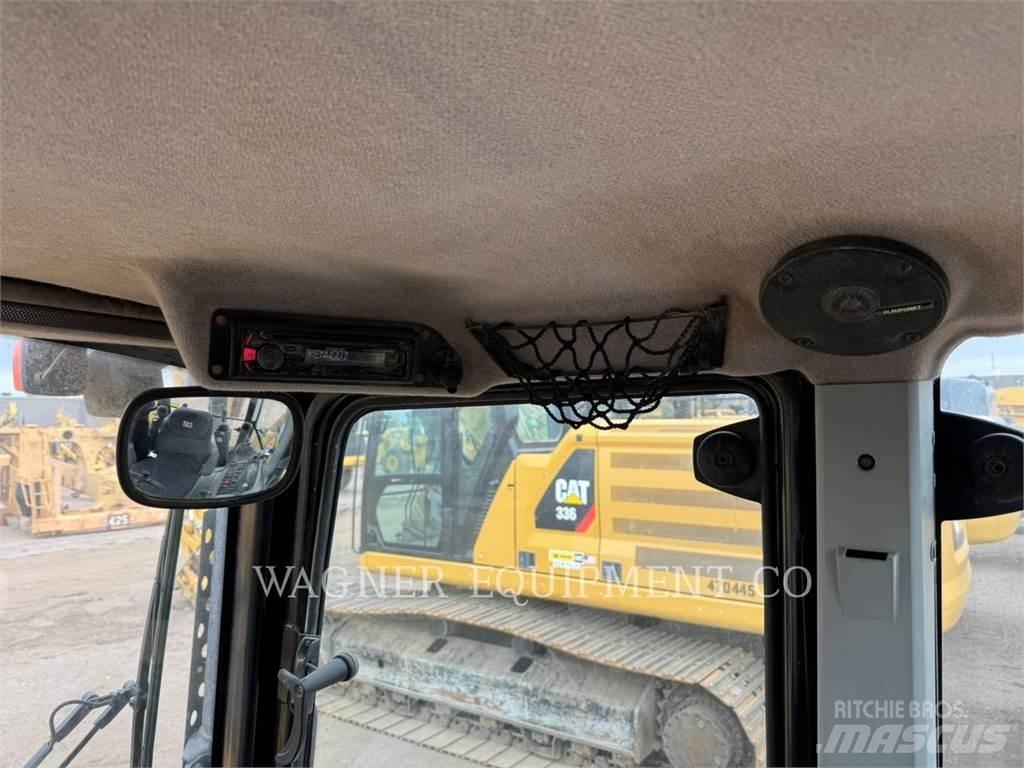 CAT 420F2 4WDE バックホーローダー