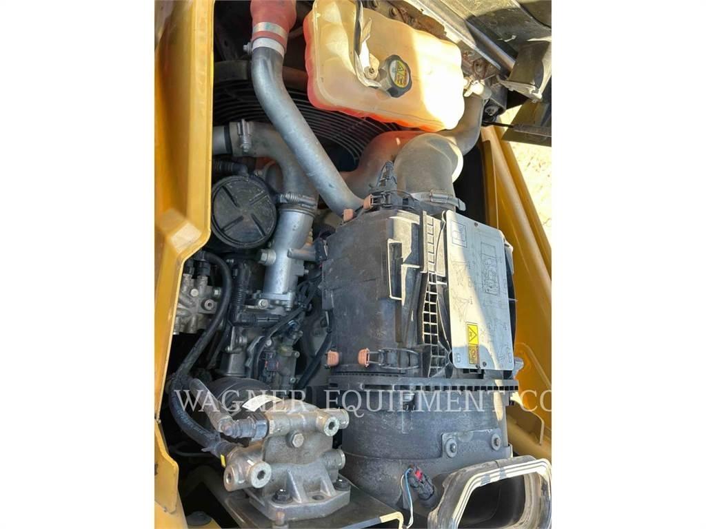 CAT 420F2 4WDE バックホーローダー