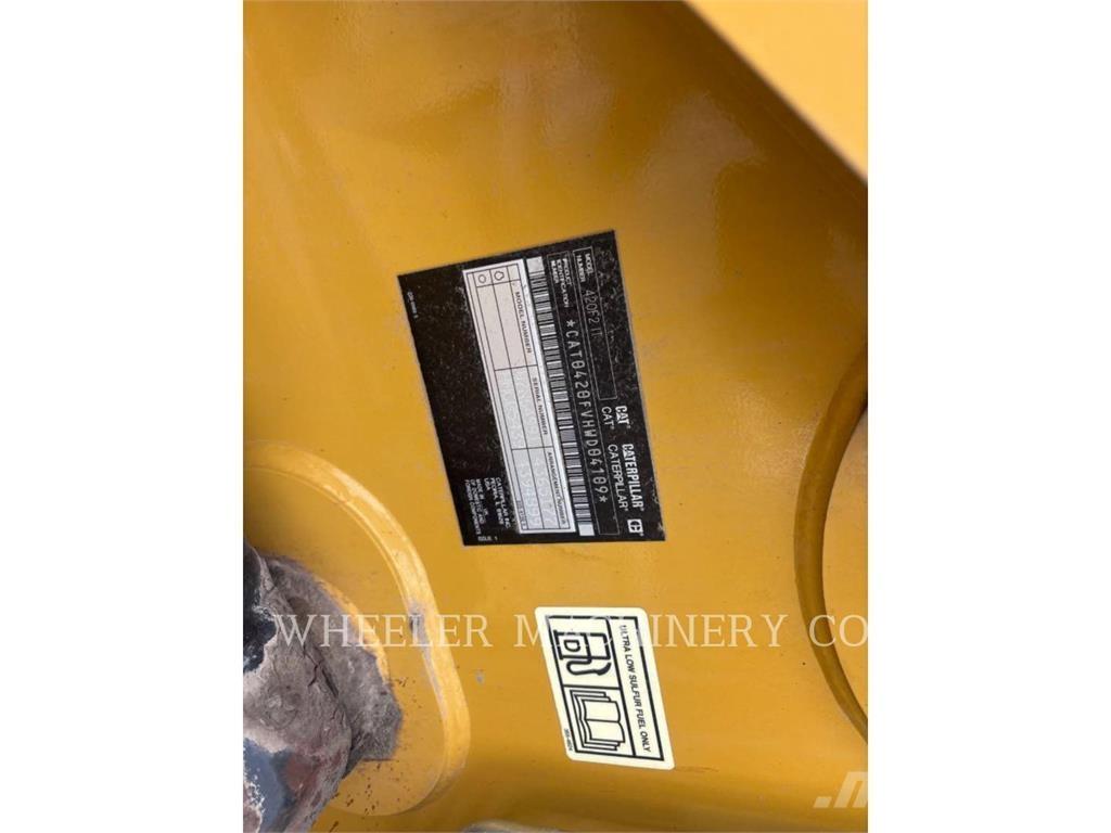 CAT 420F2 ITCF バックホーローダー