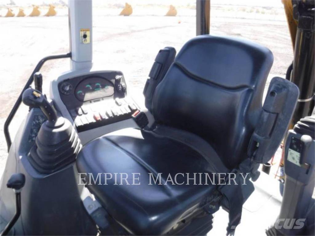 CAT 420F24EOIP バックホーローダー