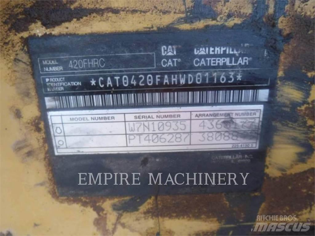 CAT 420F2E4OIP バックホーローダー