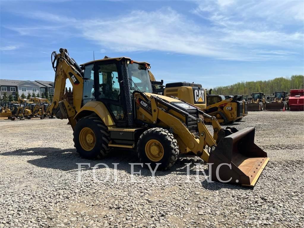 CAT 420F2IT バックホーローダー