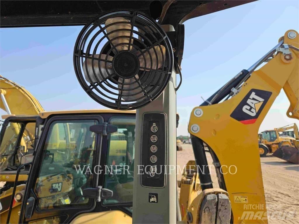 CAT 420F2ST バックホーローダー