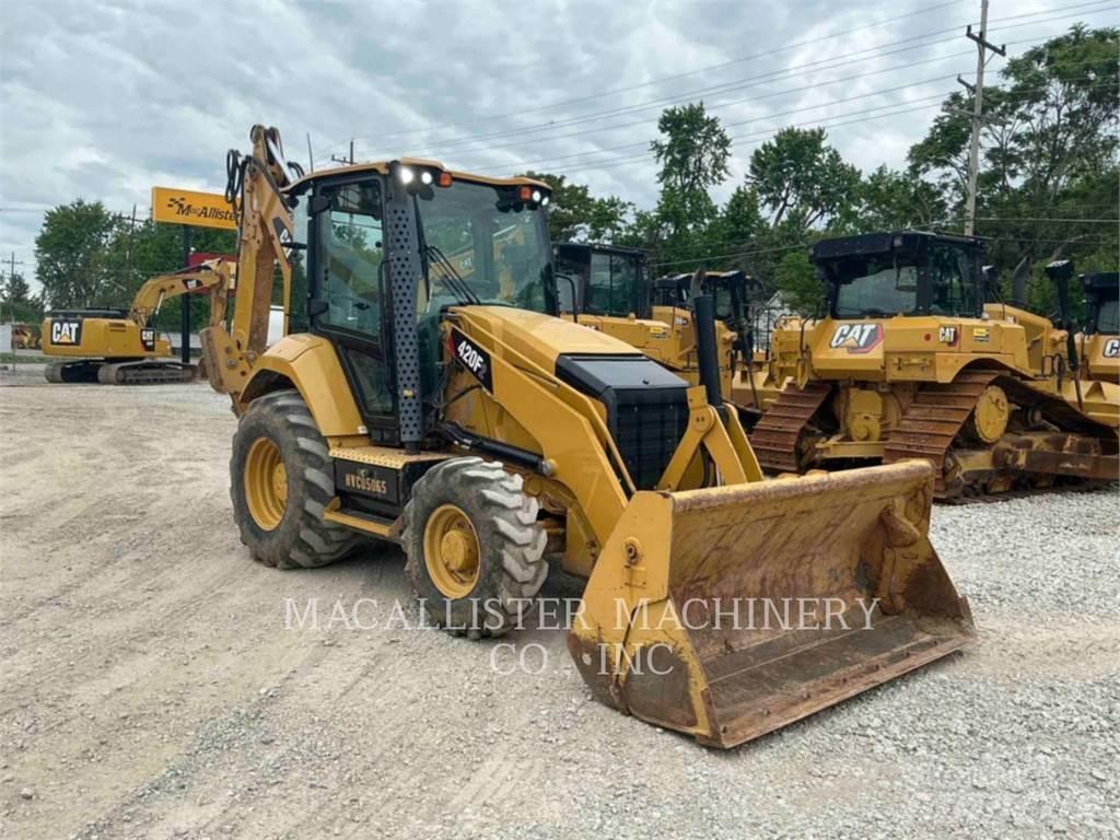 CAT 420F2ST バックホーローダー