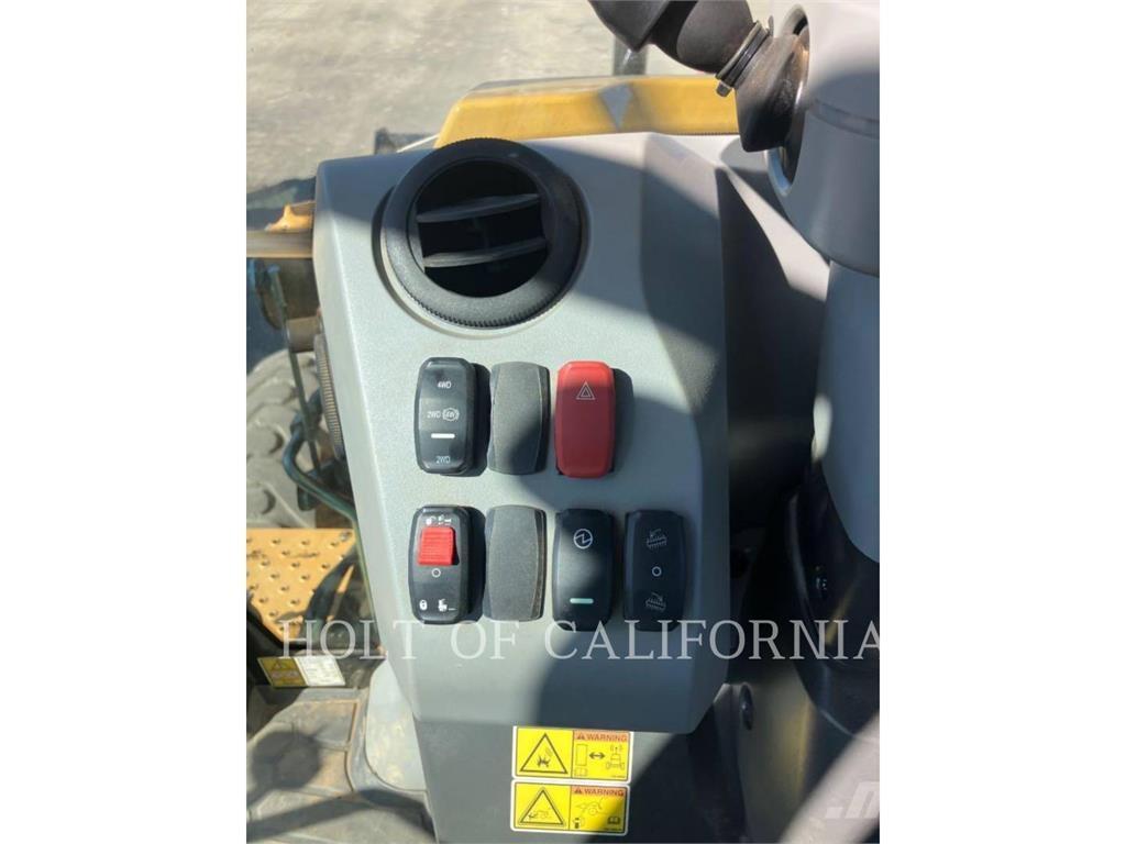 CAT 420XE バックホーローダー