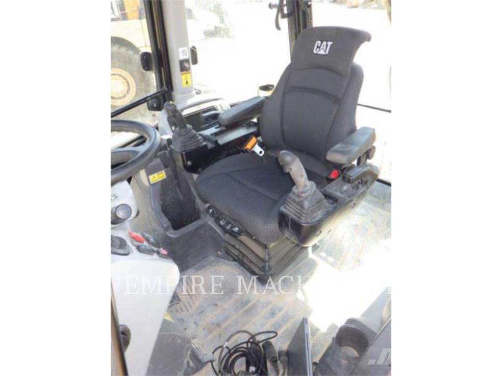 CAT 420XE4ECIP バックホーローダー